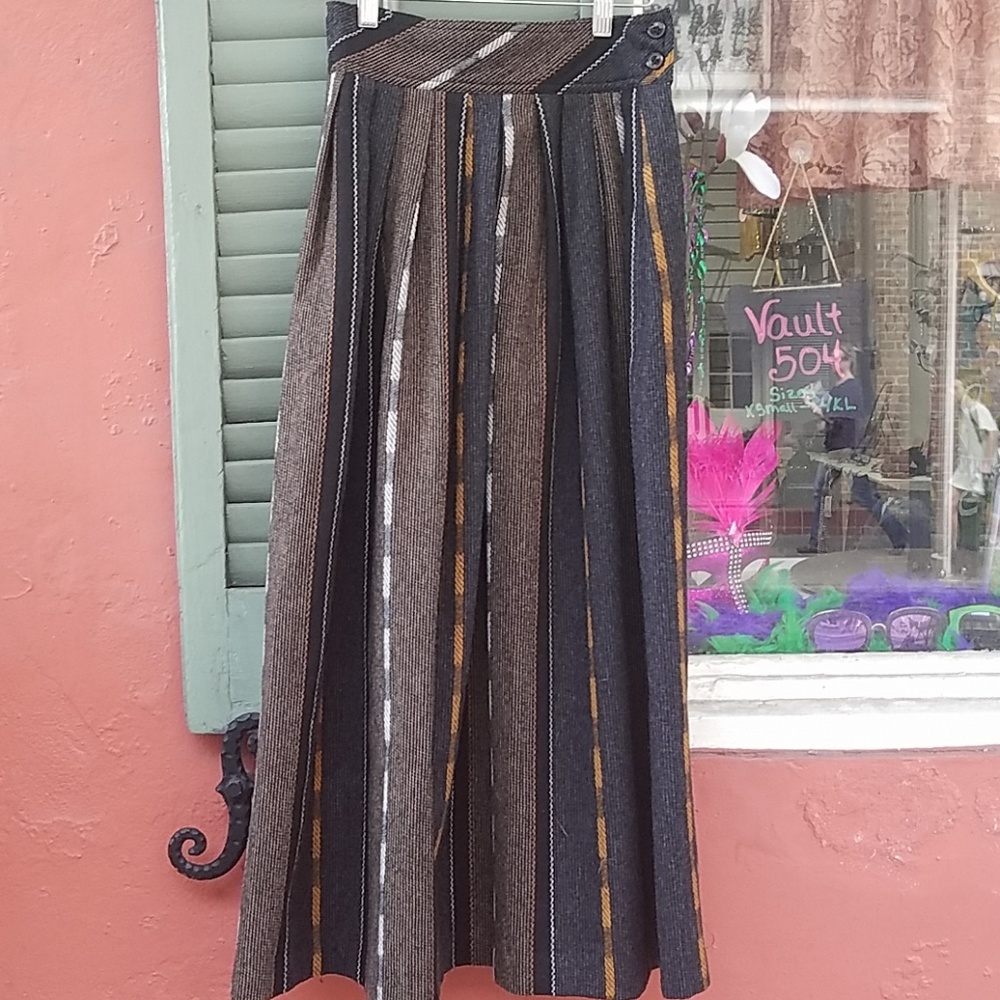 1980 vintage wool skirt